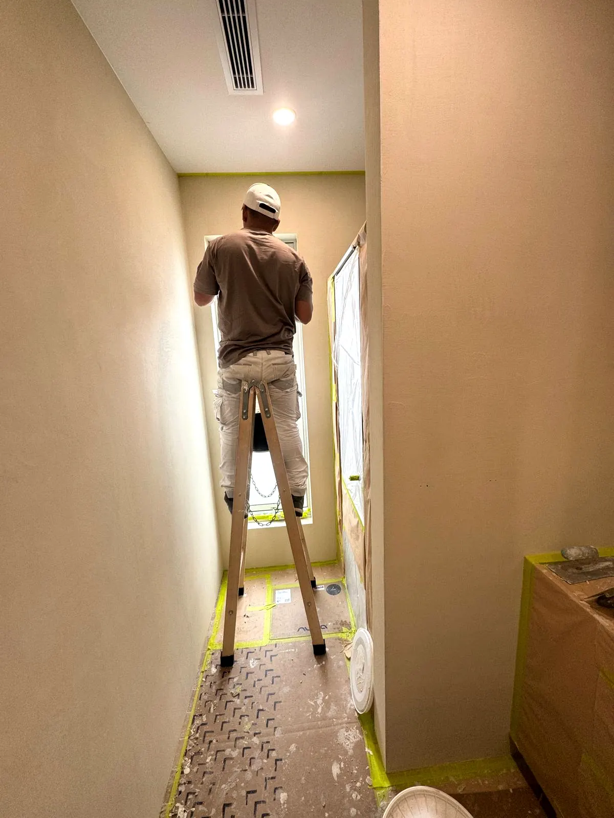 Hallway Surface by Vila Finishes